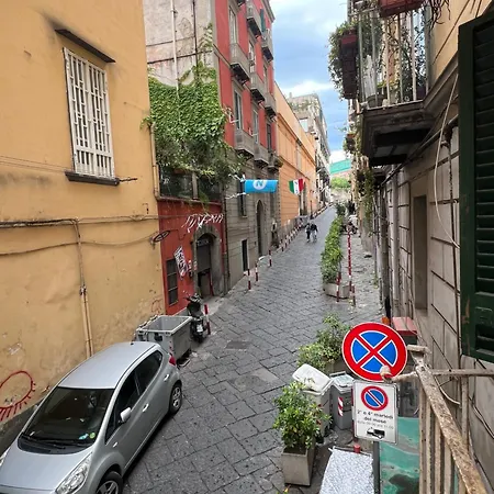 Plebiscito Charme Guest house Naples